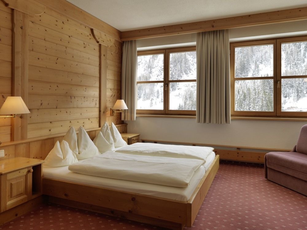 Heart Hotel Grischuna Σανκτ Αντόν αμ Άλμπεργκ Εξωτερικό φωτογραφία