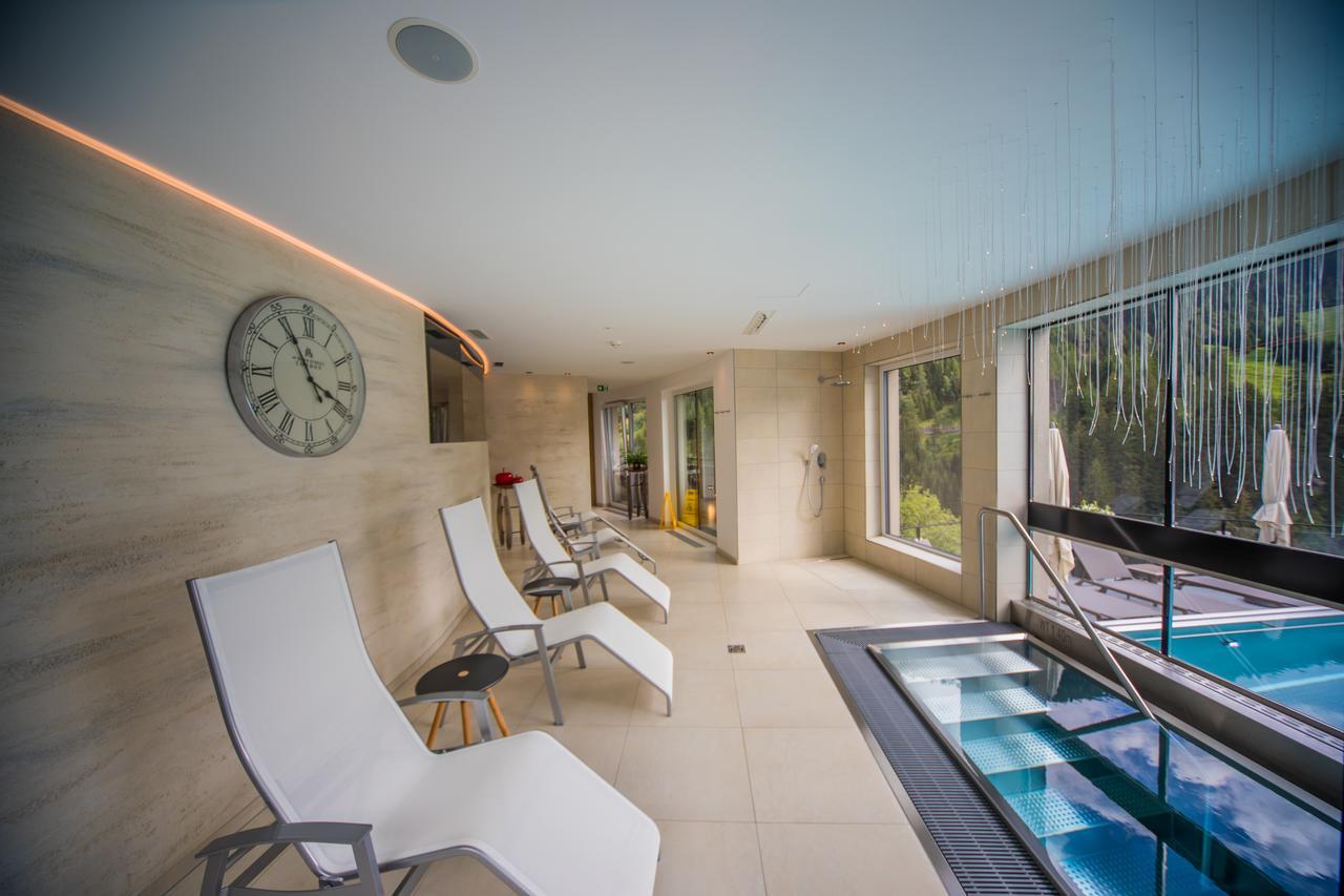 Heart Hotel Grischuna Σανκτ Αντόν αμ Άλμπεργκ Εξωτερικό φωτογραφία